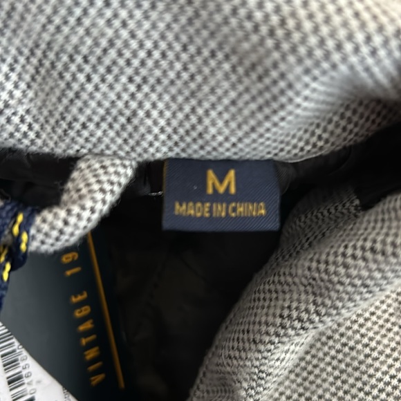 NWT Vrg 1946 Zippered Medium Weight Jacket Quilted Lining Mens Medium Grey - Picture 8 of 10